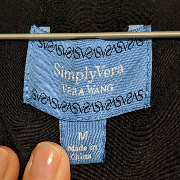 Simply Vera sleeveless, tiered, ruffle top - Picture 3 of 9